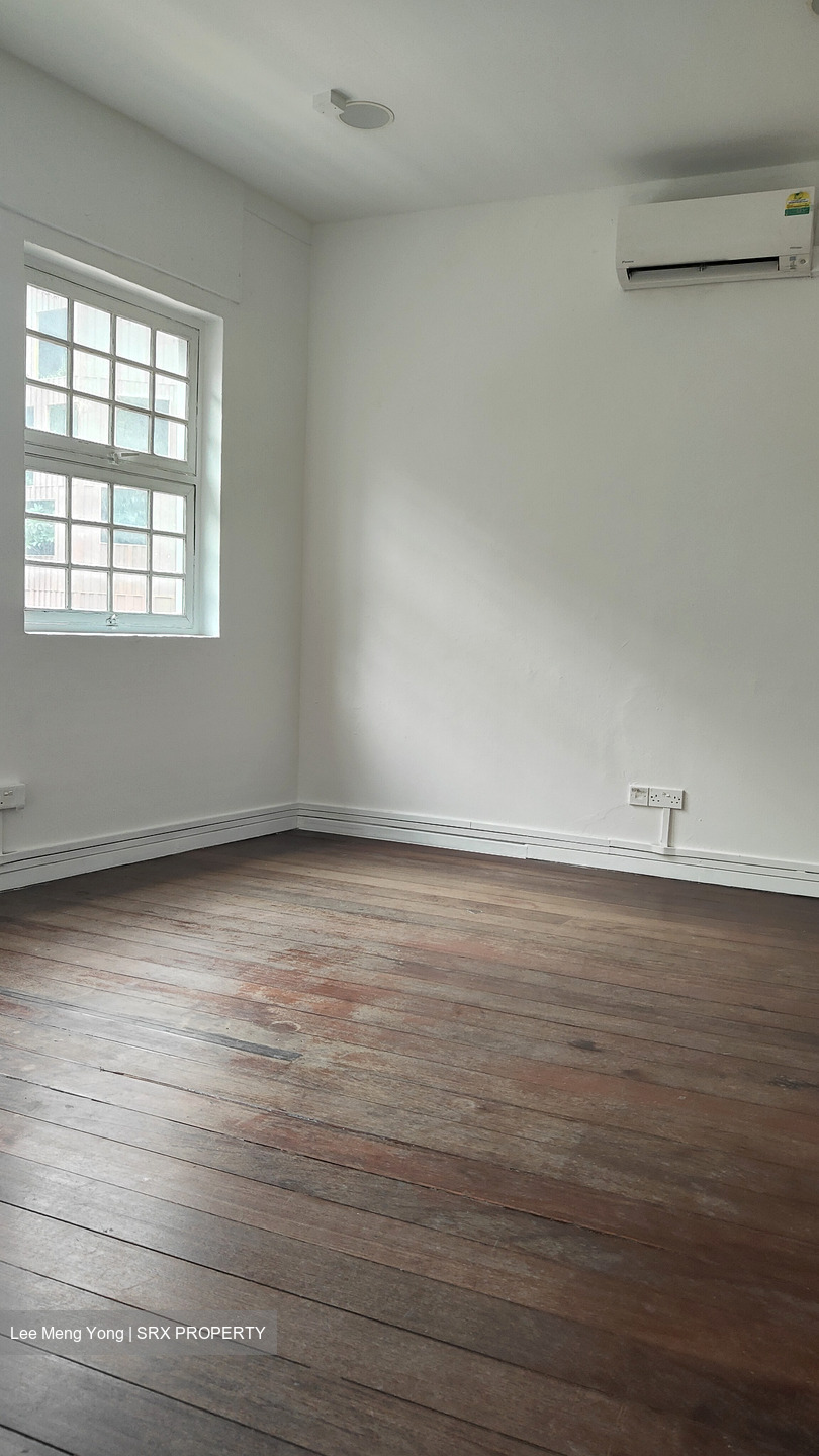 South Bridge Road (D1), Office #636468271